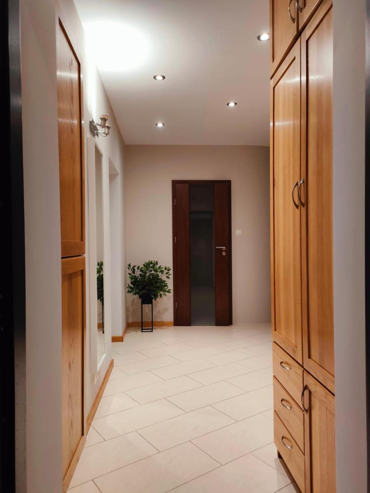 Apartament Przy Operze เบียวิสตอก ภายนอก รูปภาพ