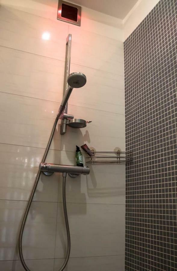Apartament Przy Operze เบียวิสตอก ภายนอก รูปภาพ